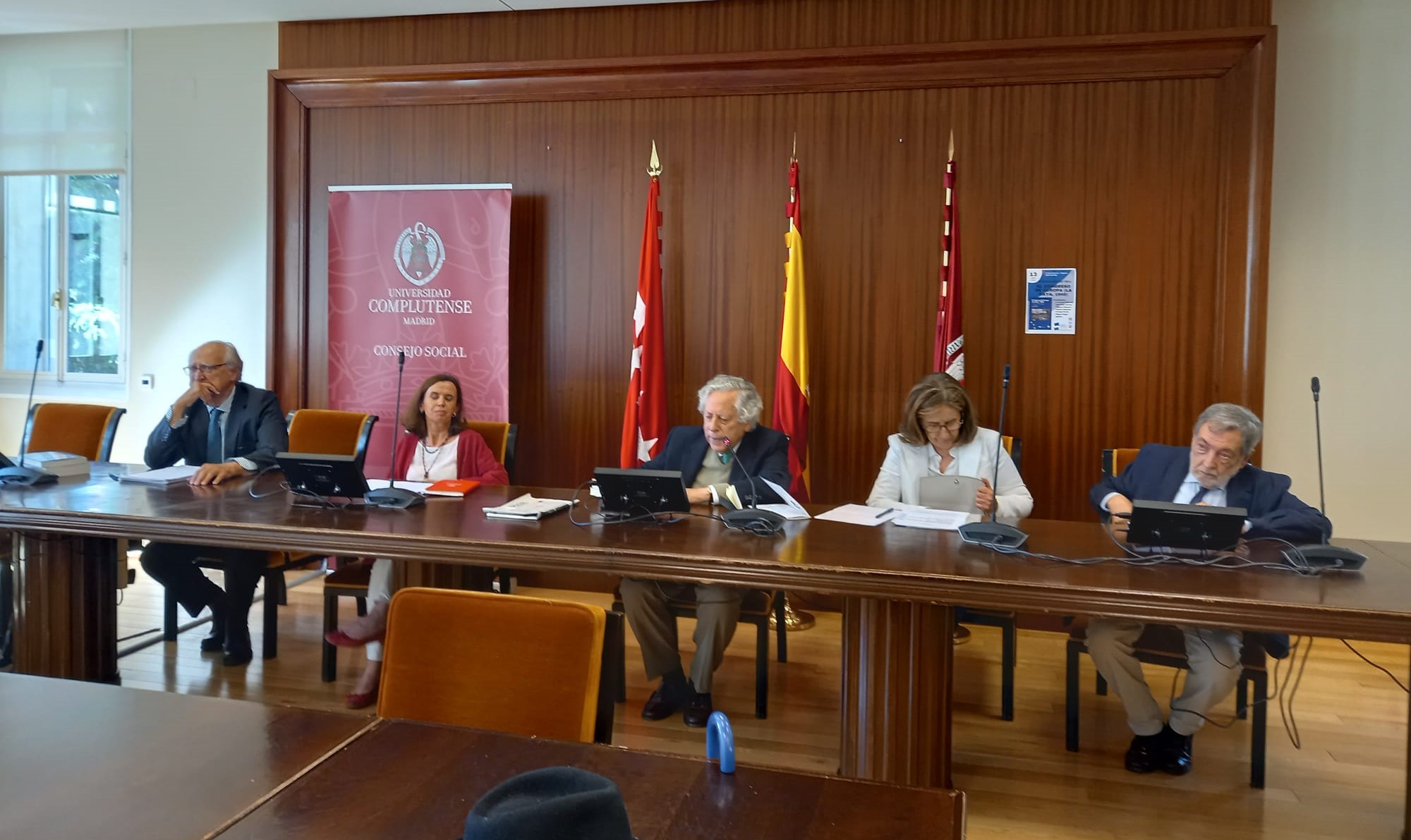 Presentación del libro: "El Congreso de Europa (La Haya, 1984)" del Movimiento Europeo en el Consejo Social de la UCM